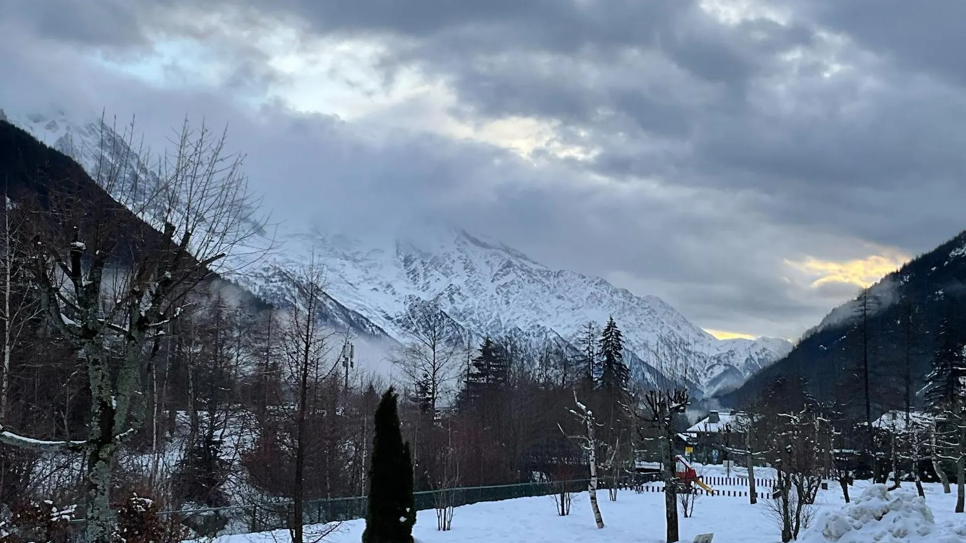 Apartment Residence Grand Roc - Campanules 015 - Happy Rentals Chamonix